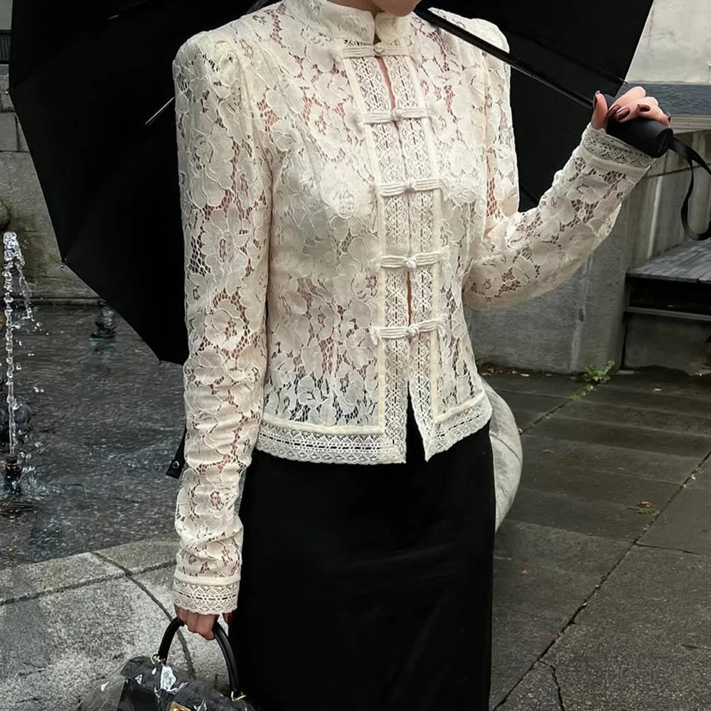 Suzan långärmad spetsblus