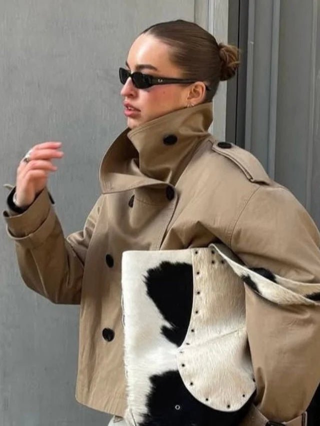 Thea kort trenchcoat med skärp