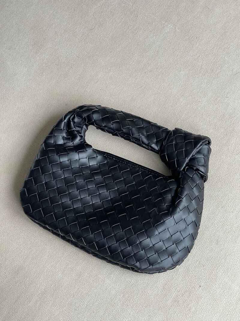 Minivävd väska