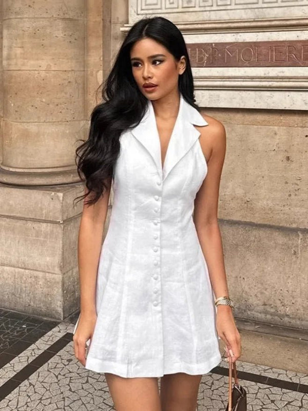 Zaira halterneck-klänning i minilängd med V-ringning